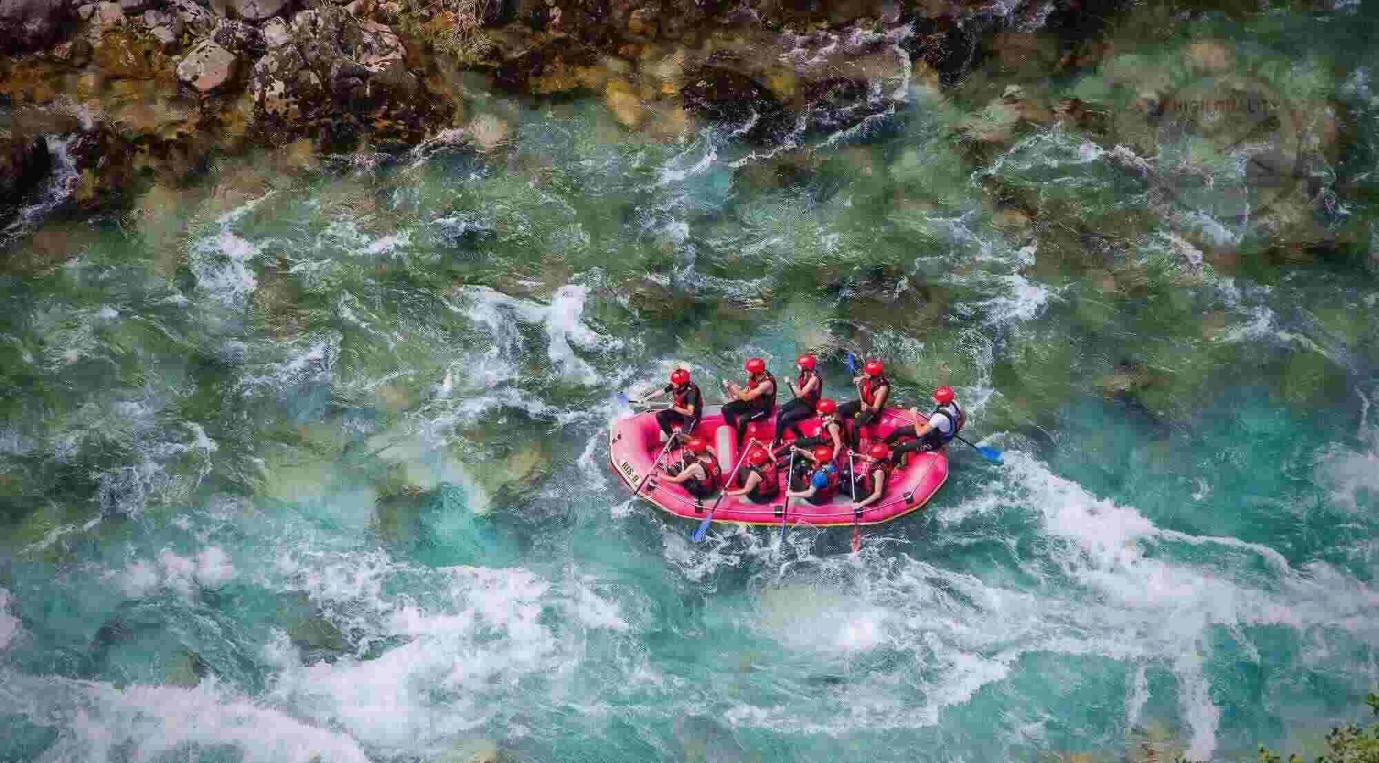 RAFTING U BIH – Prirodna adrenalinska avantura!