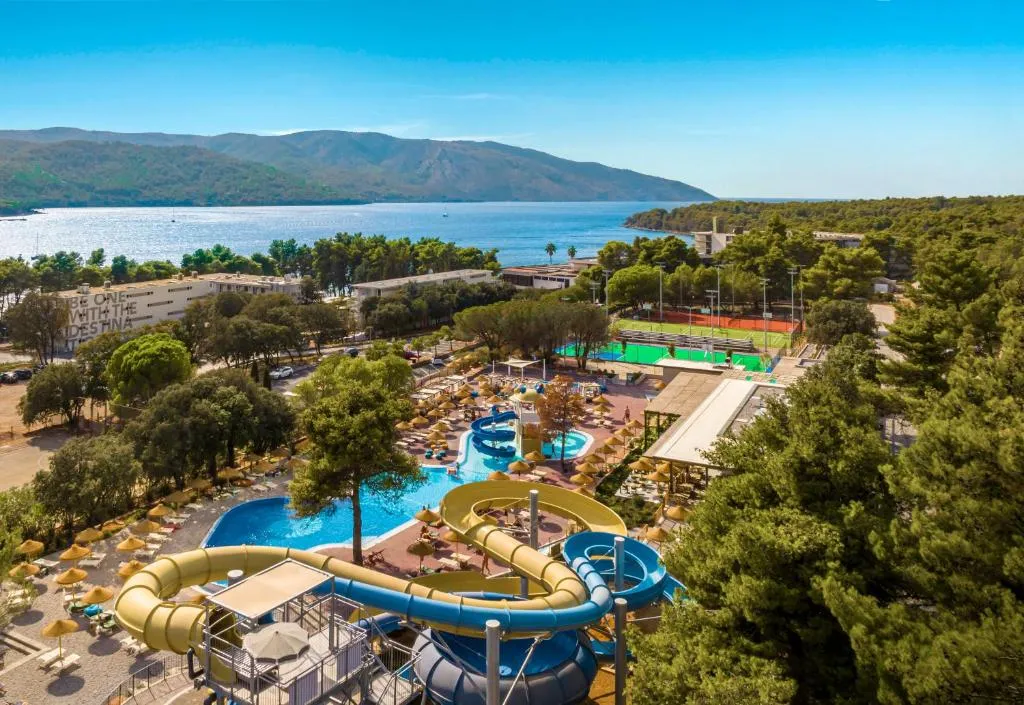 https://travelpoint.ba/uploads/articles/69b6c048884a8c2fd96c7462/images/1773584456724-399291078.webp