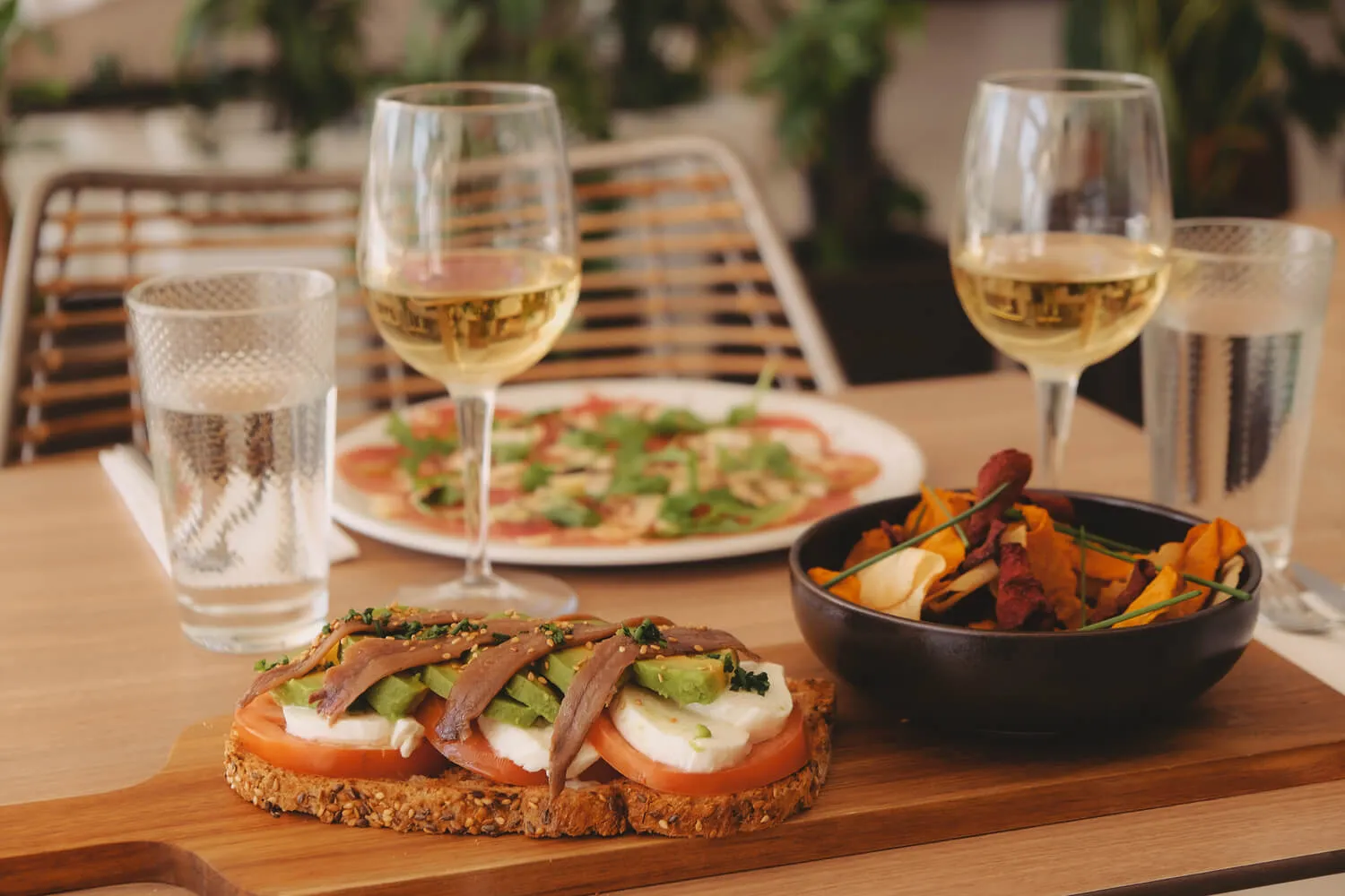 https://travelpoint.ba/uploads/articles/69be971767394fe3c8e2dd42/images/1774098200232-gastronomia-mediterranea-restaurante-helios-lloret-de-mar.webp